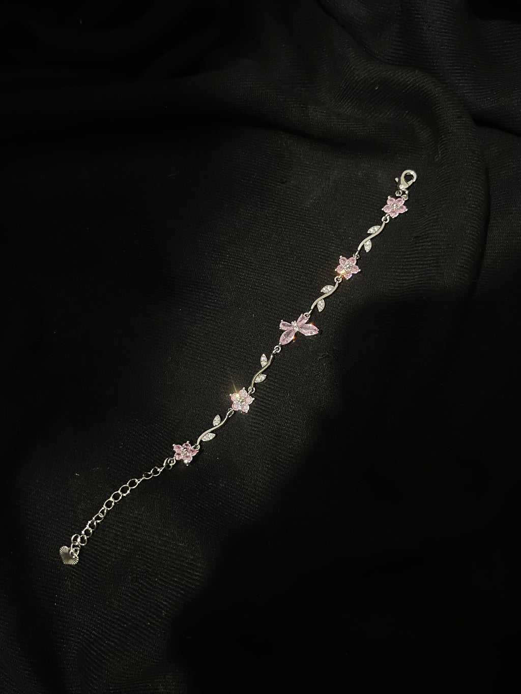 Tulip Charm Silver Bracelet – Elegant Floral Bracelet