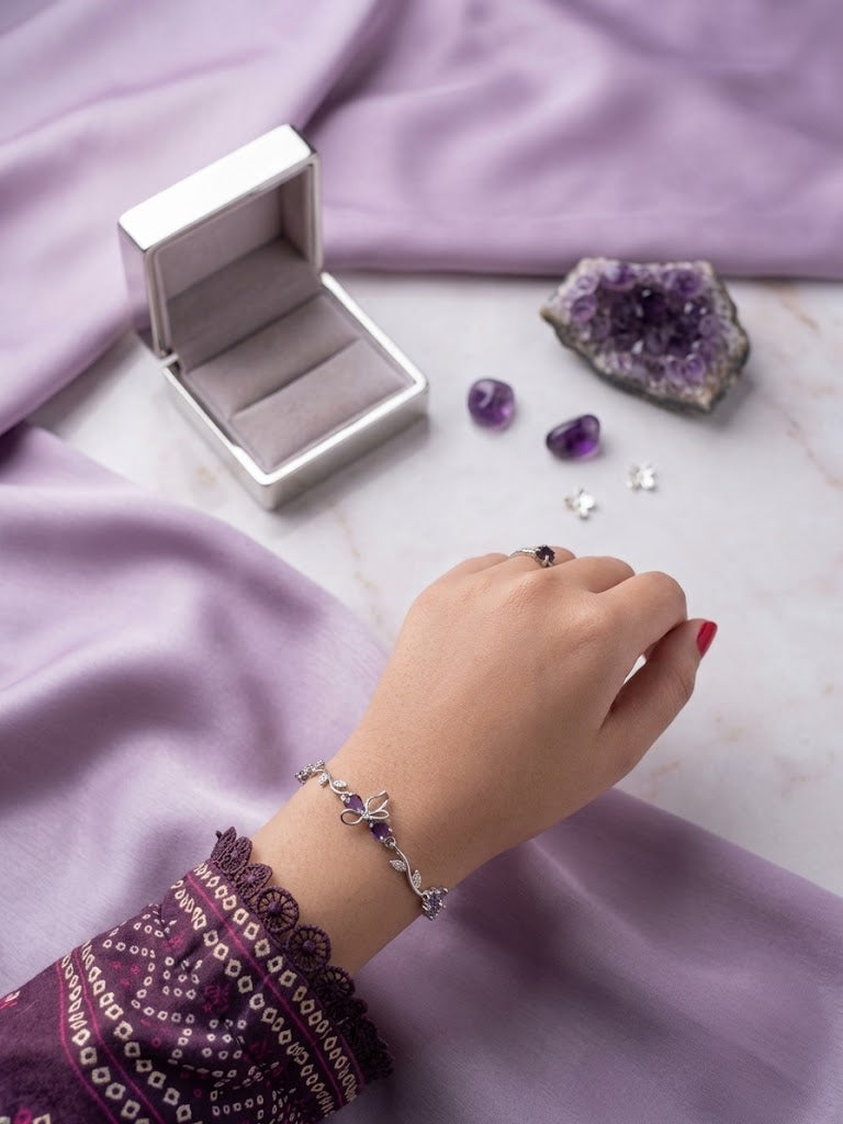 Tulip Charm Silver Bracelet – Elegant Floral Bracelet