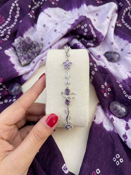 Tulip Charm Silver Bracelet – Elegant Floral Bracelet